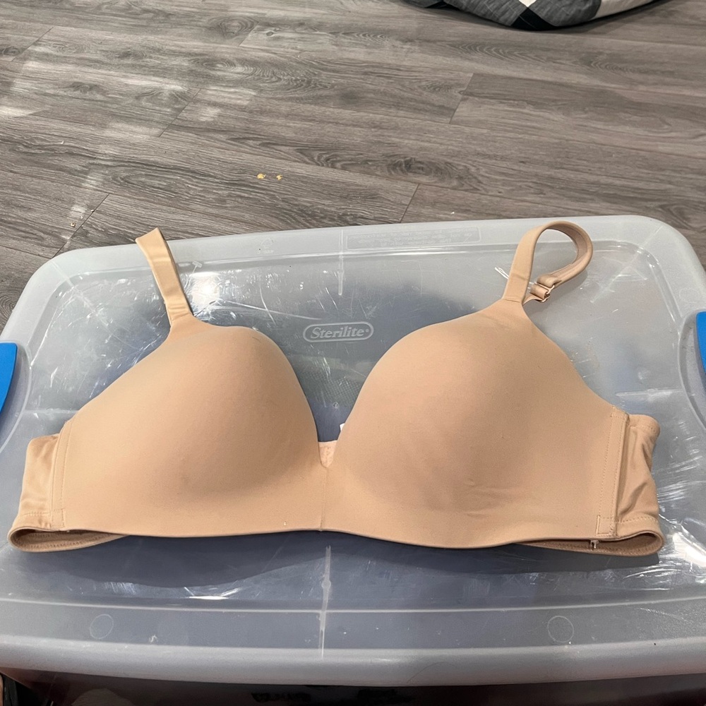 🌷Cacique 44C Nude Bra